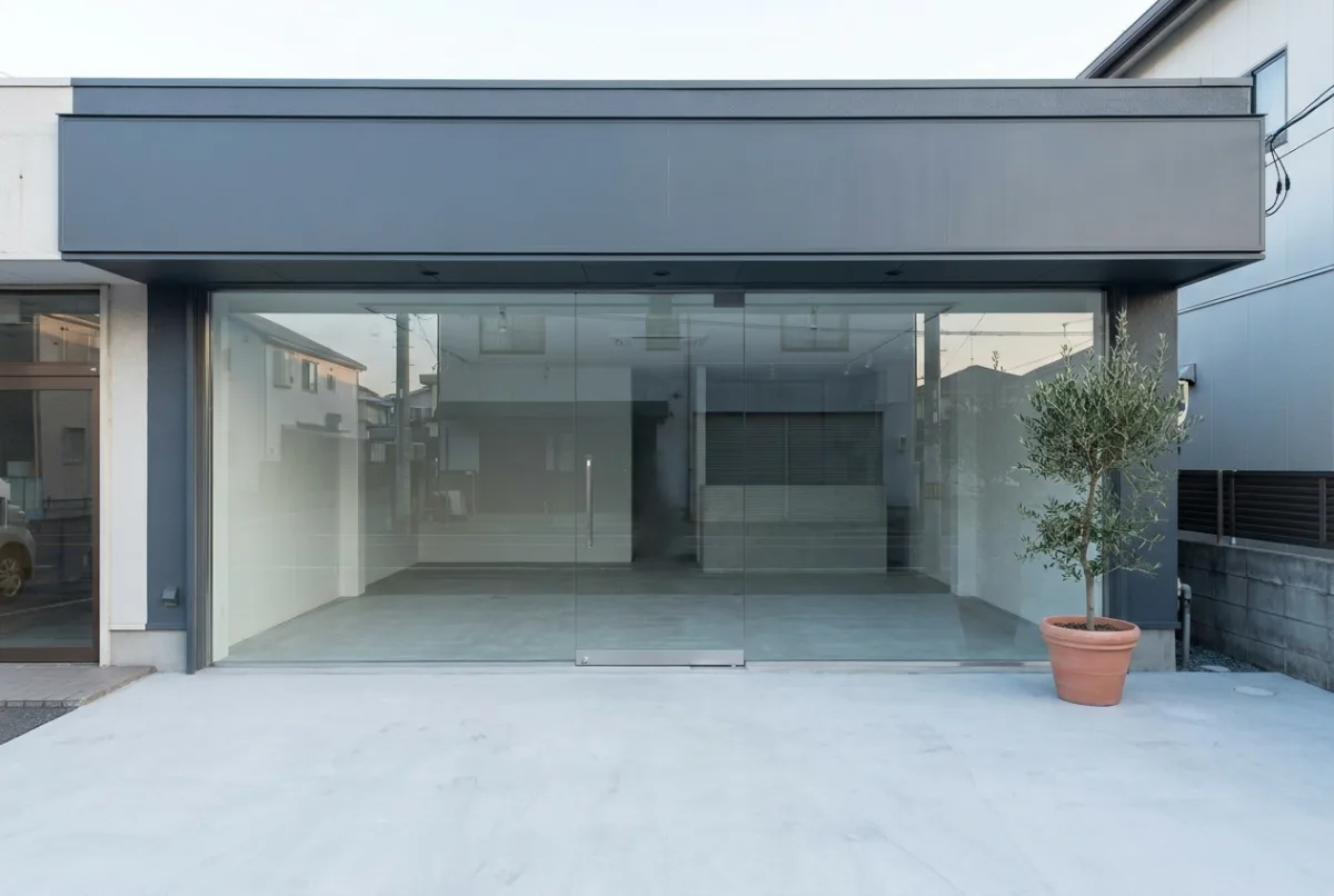 Commercial exterior detailing after